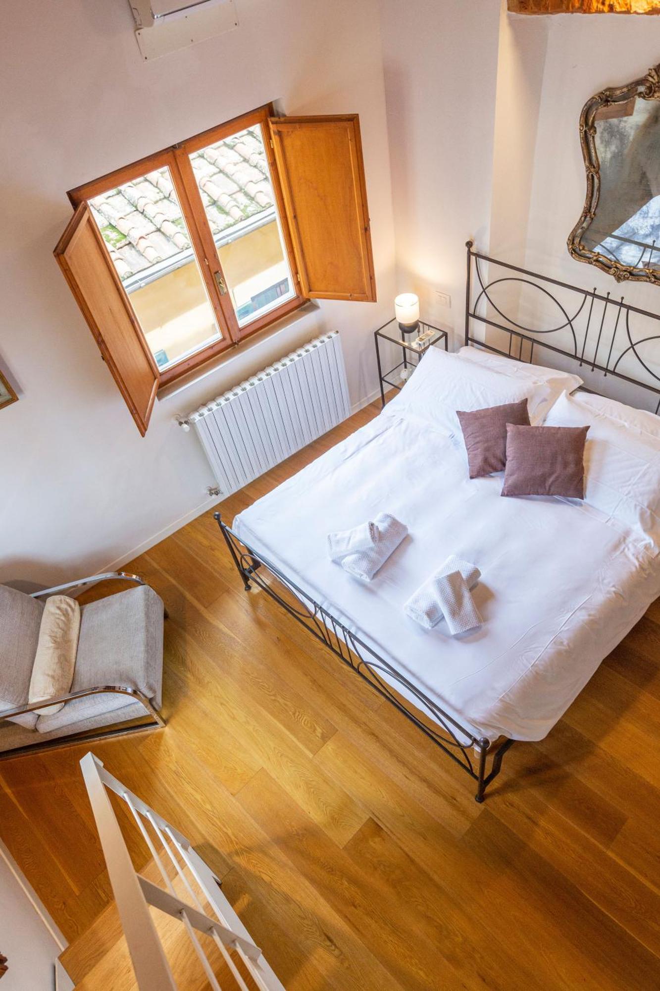 Dreaming Apartment In An Ancient Tower Florence Exterior photo